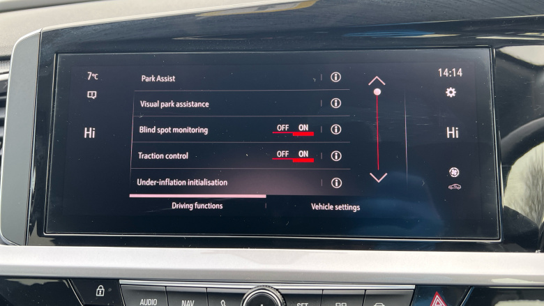 Vauxhall Grandland 1.2 Turbo Ultimate 5dr Petrol Hatchback